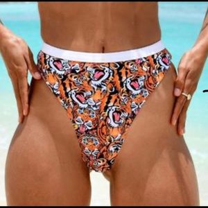 NWT Tiger Tantrum Moana Bikini Bottoms